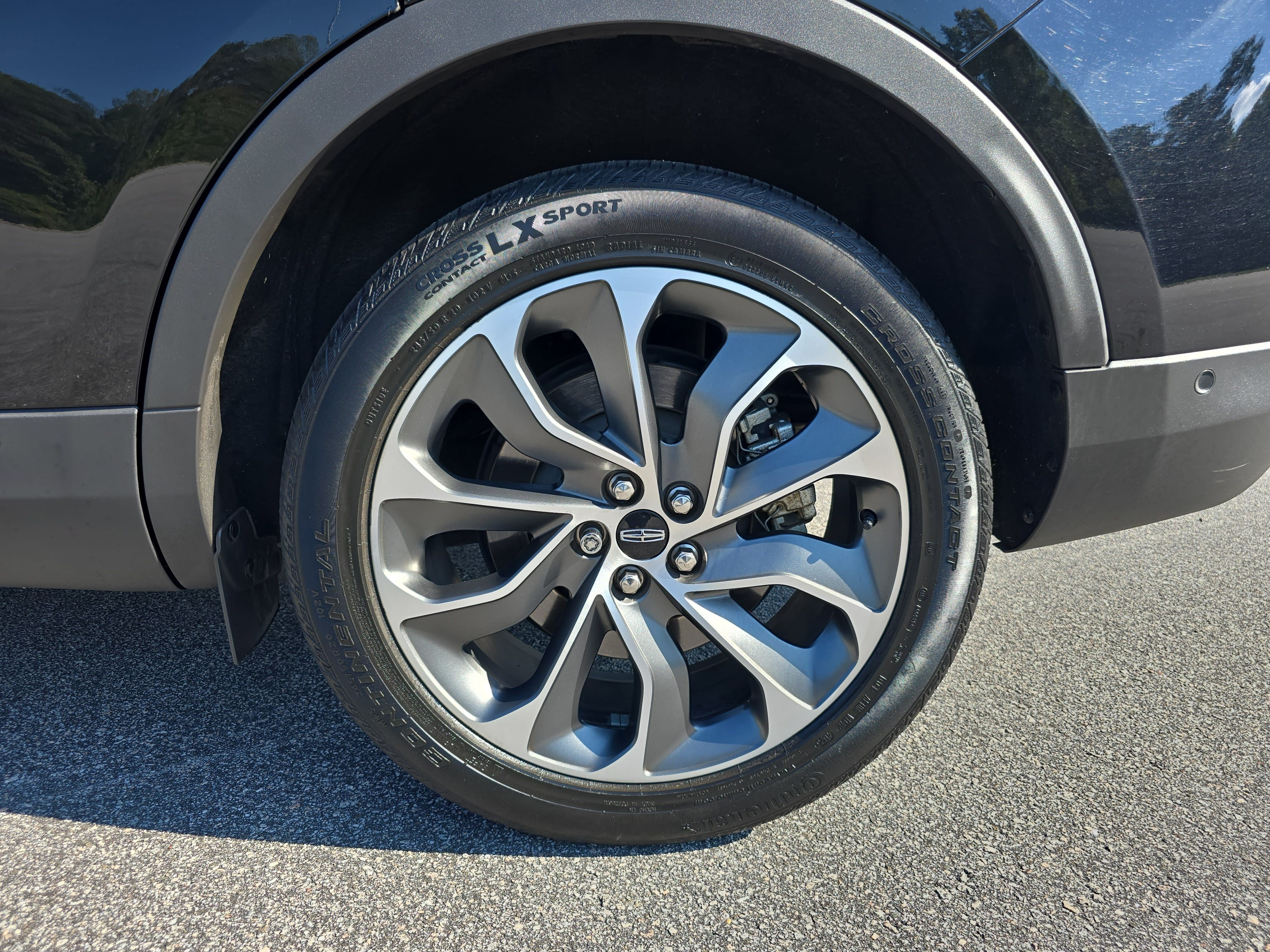 Certified 2023 Lincoln Nautilus Reserve AWD/4WD image 33