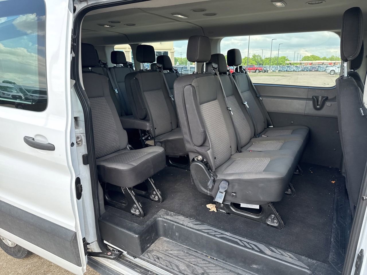 Used 2023 Ford Transit 350 XLT RWD image 11