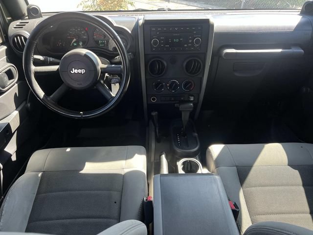 Used 2008 Jeep Wrangler Unlimited X AWD/4WD image 14
