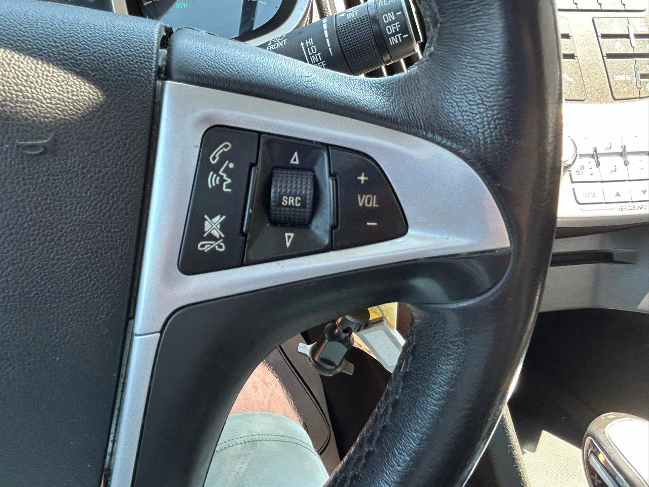 Used 2014 Chevrolet Equinox LTZ AWD/4WD image 20