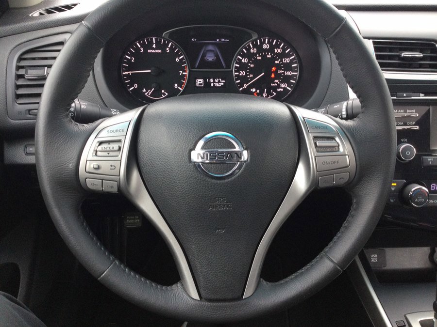 Used 2015 Nissan Altima 2.5 SV w/ Convenience Package FWD image 12