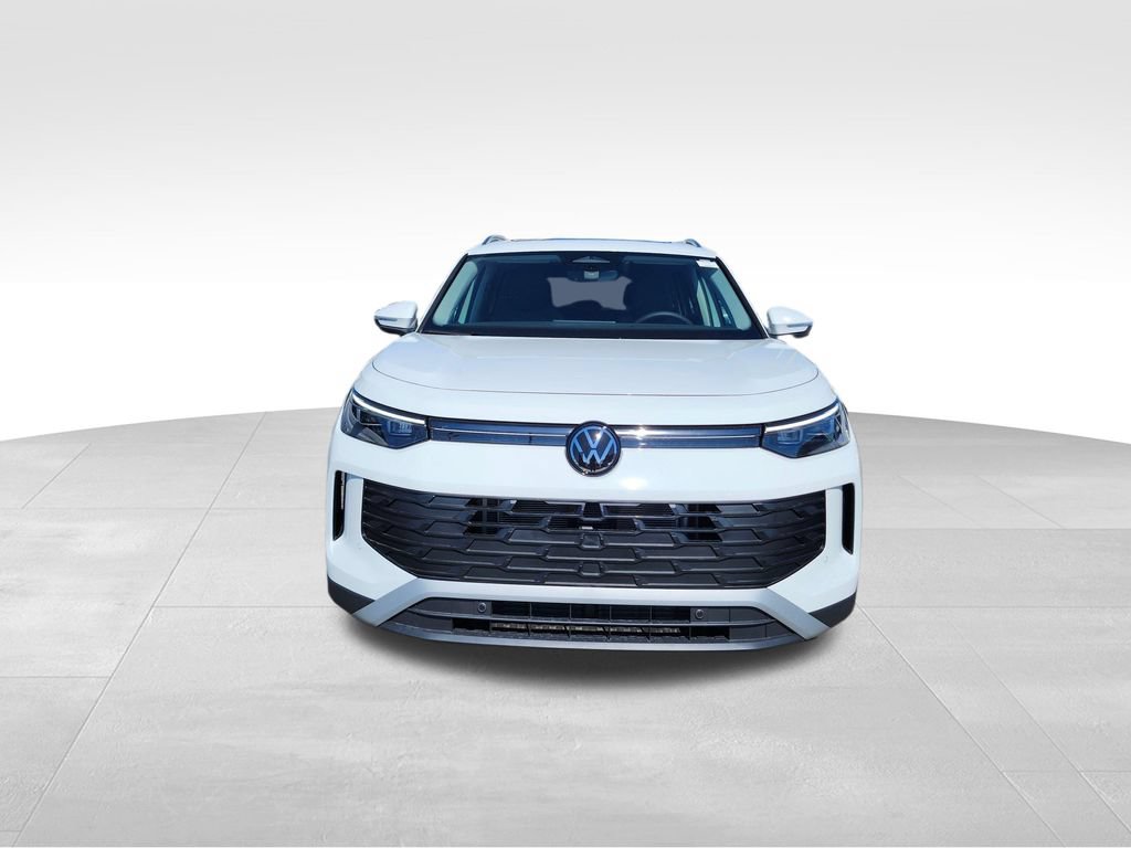 New 2026 Volkswagen Tiguan SE AWD/4WD image 2