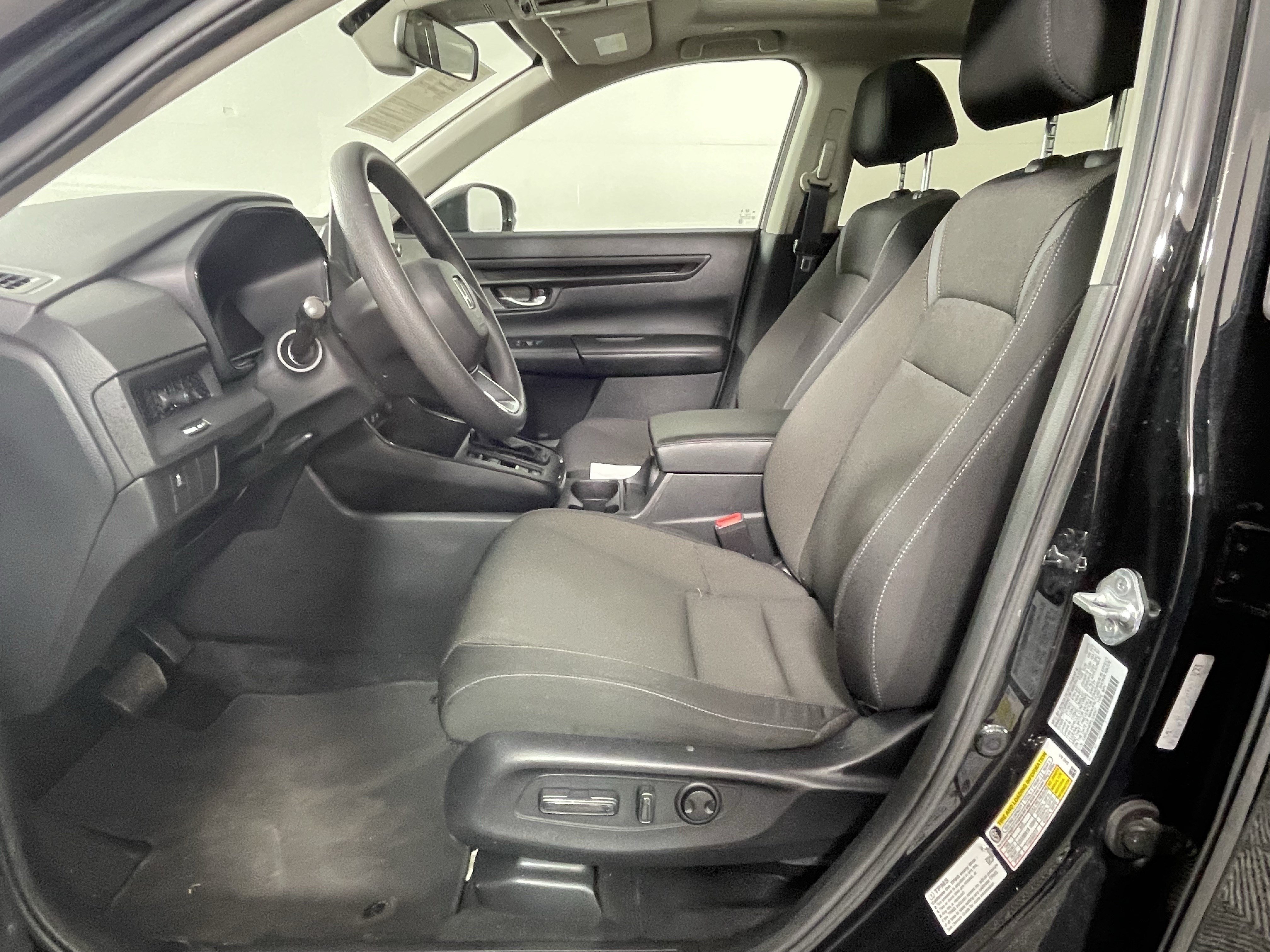 Used 2023 Honda CR-V EX image 10