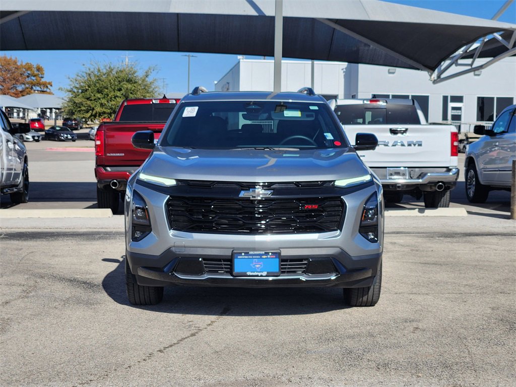 Used 2025 Chevrolet Equinox RS w/ Safety and Technology Package image 2