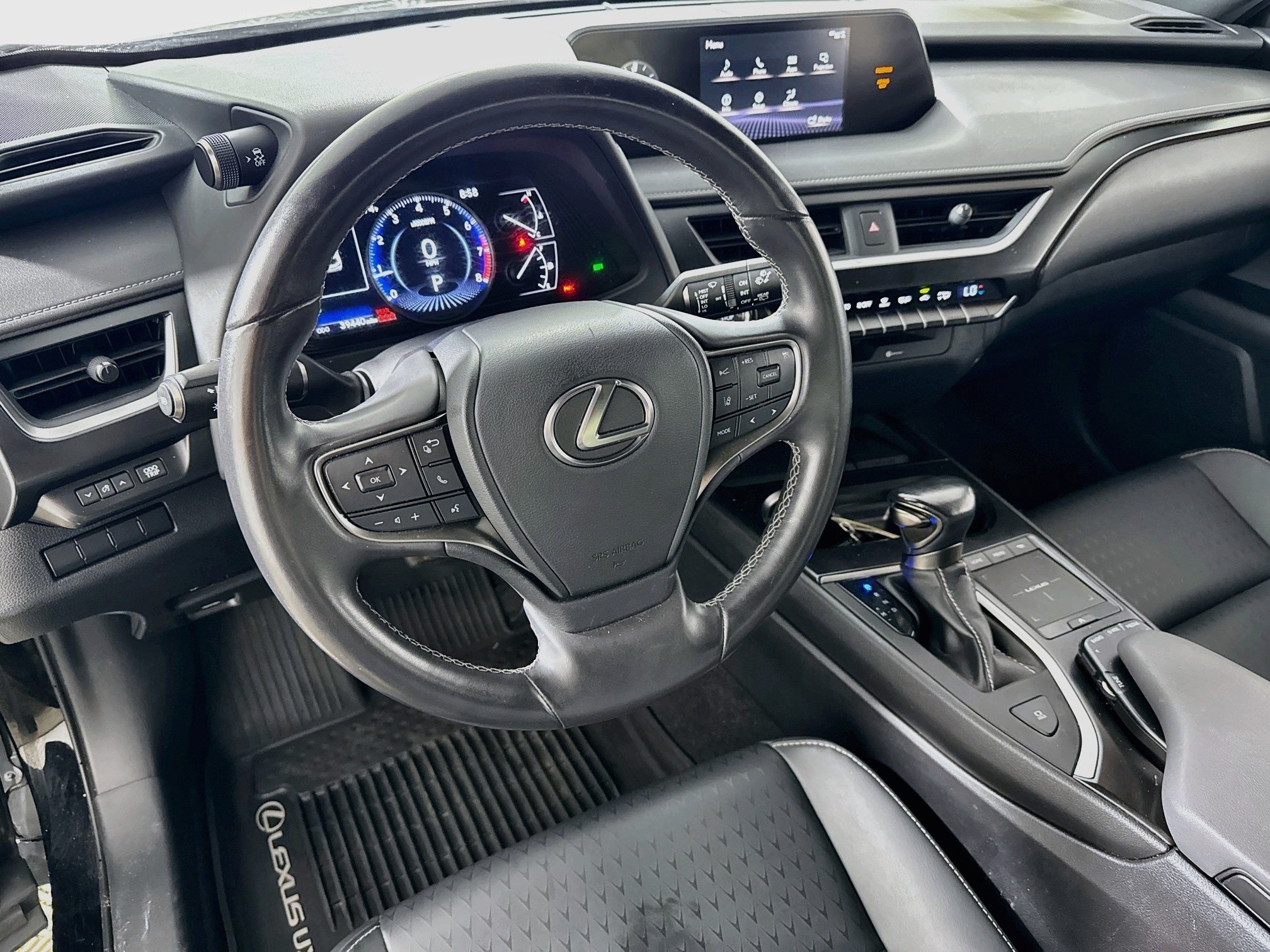 Used 2021 Lexus UX 200 w/ Accessory Package (Z2) FWD image 21