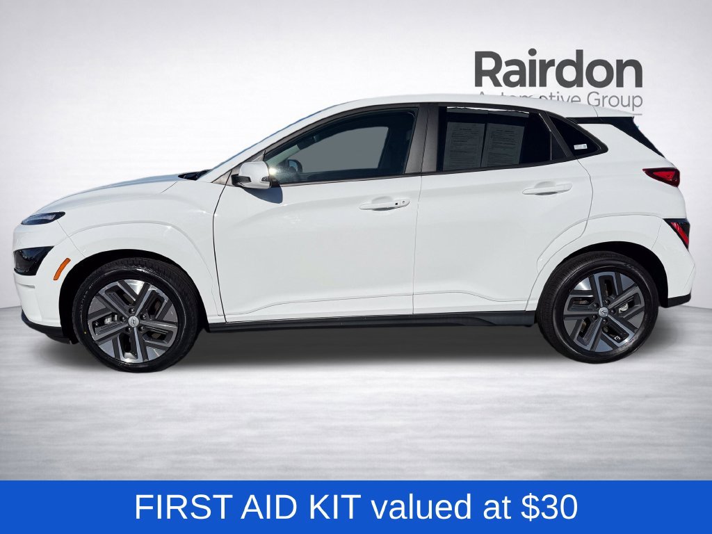 Used 2023 Hyundai Kona SE FWD image 4