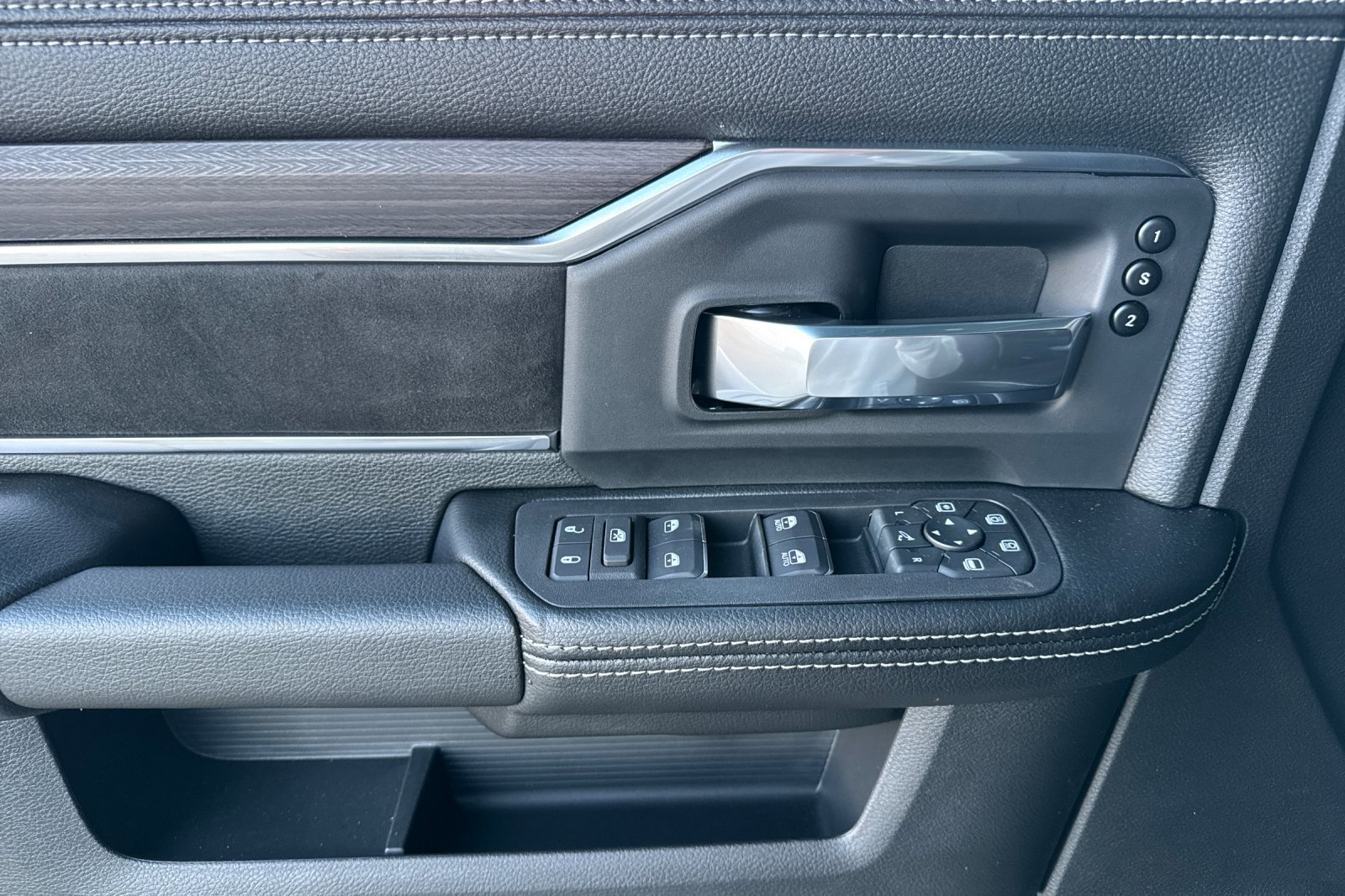 New 2026 RAM 3500 Laramie image 10