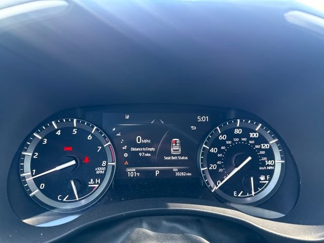 Used 2021 Toyota Highlander XLE FWD image 12