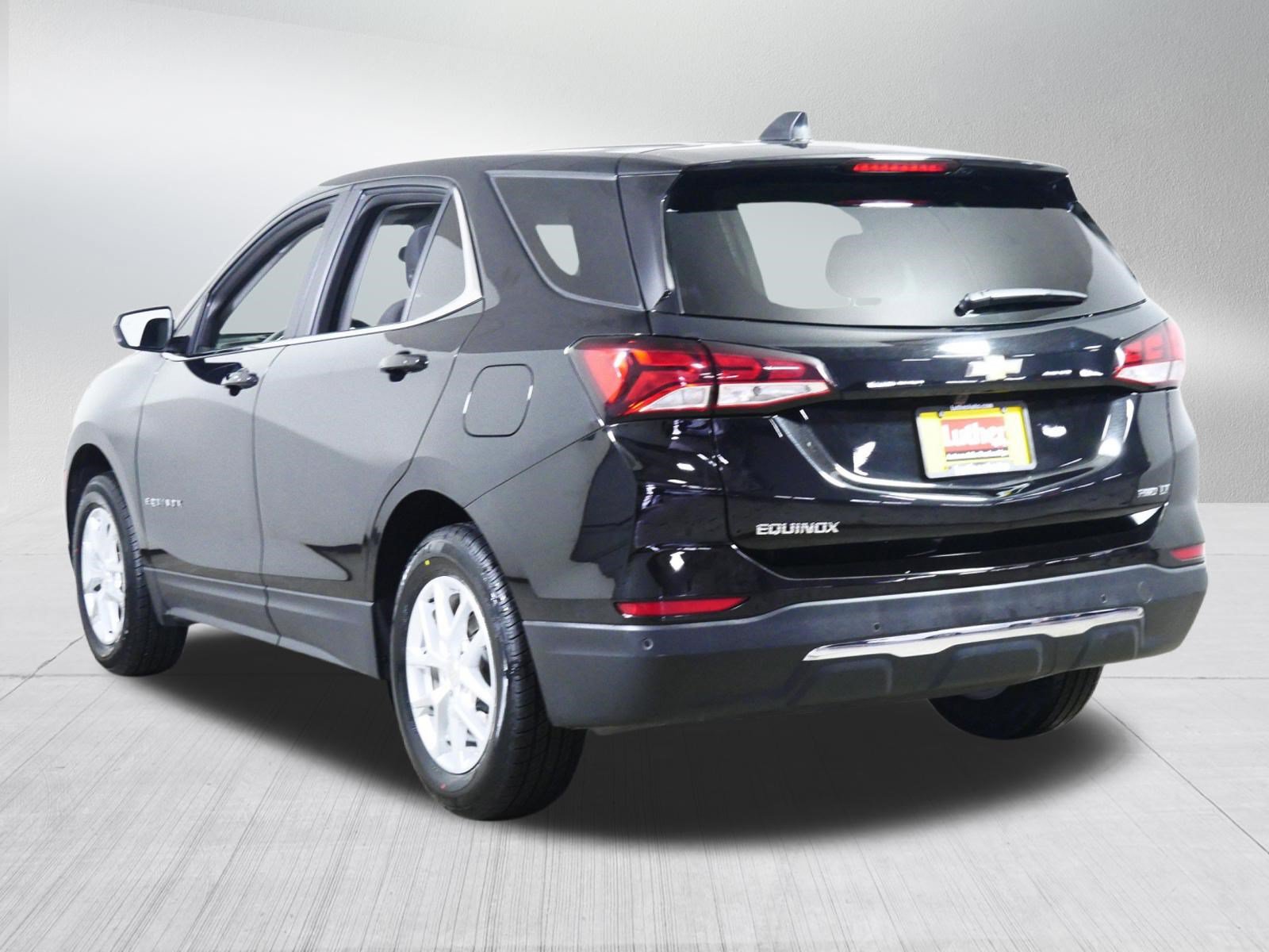 Used 2023 Chevrolet Equinox LT AWD/4WD image 5