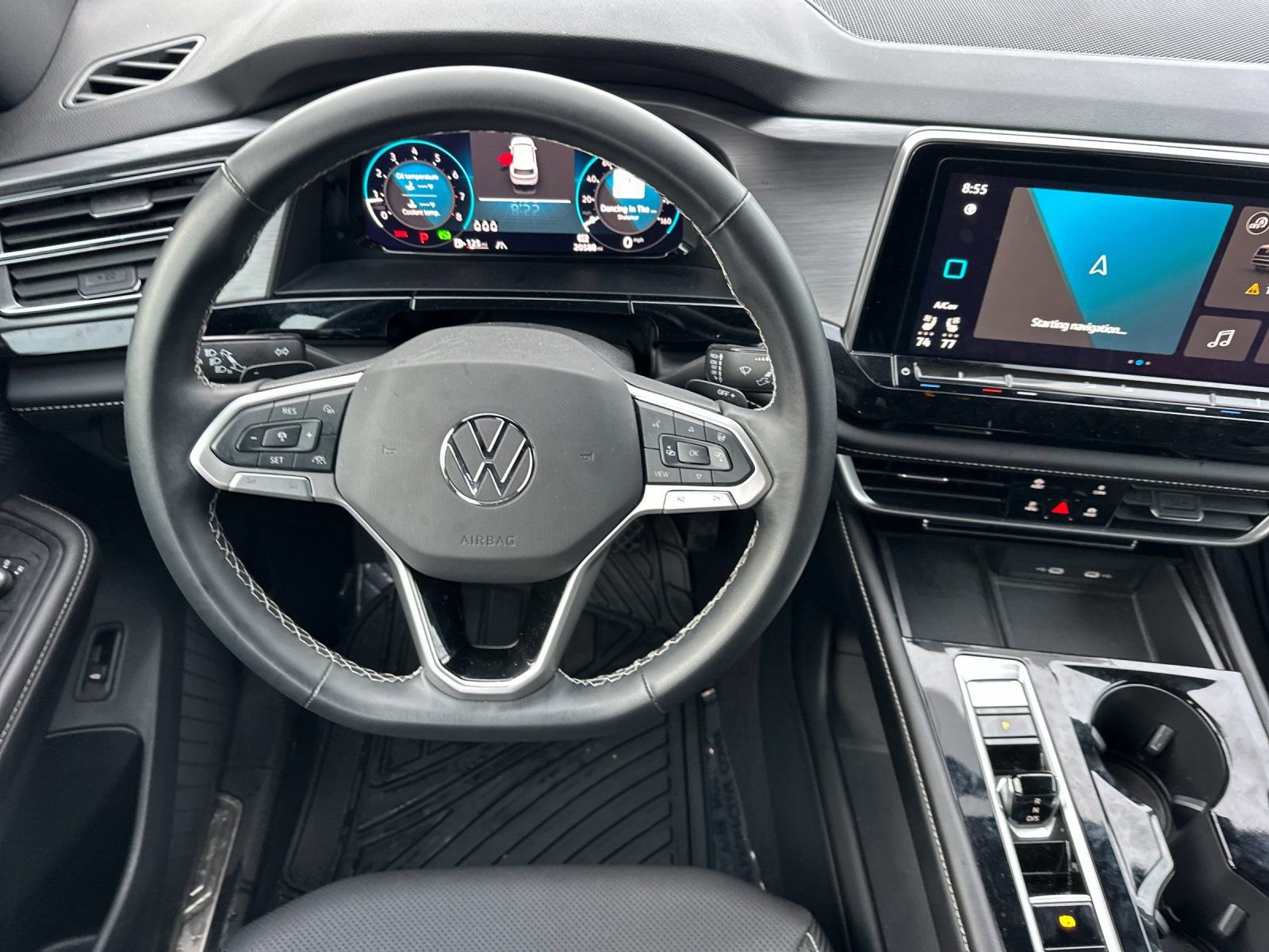 Used 2024 Volkswagen Atlas Cross Sport SE image 13