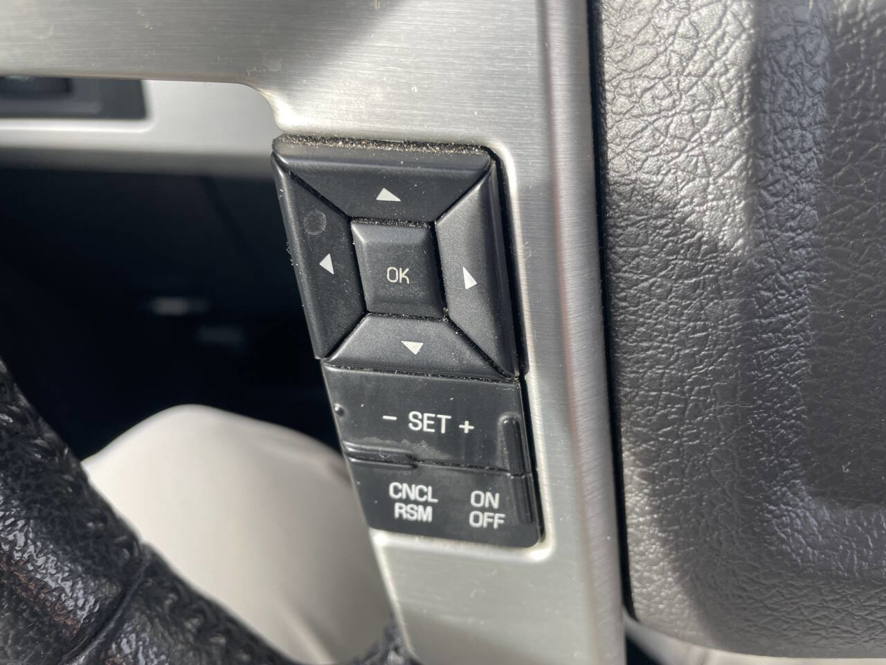 Used 2013 Ford F150 Platinum image 25