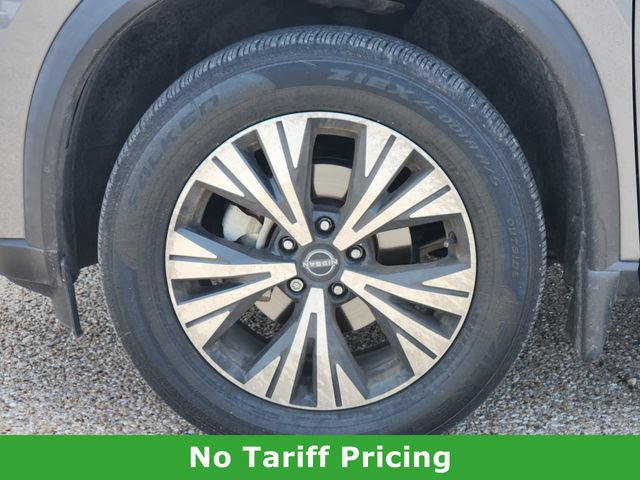Used 2023 Nissan Rogue SV FWD image 8