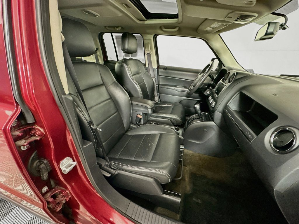 Certified 2017 Jeep Patriot High Altitude AWD/4WD image 34
