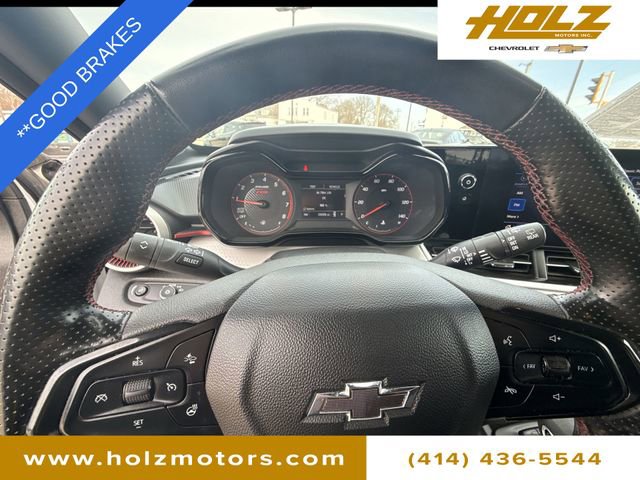 Certified 2024 Chevrolet Trax RS w/ Driver Confidence Package image 11