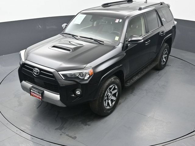 Certified 2023 Toyota 4Runner TRD Off-Road Premium w/ Moonroof Package AWD/4WD image 39