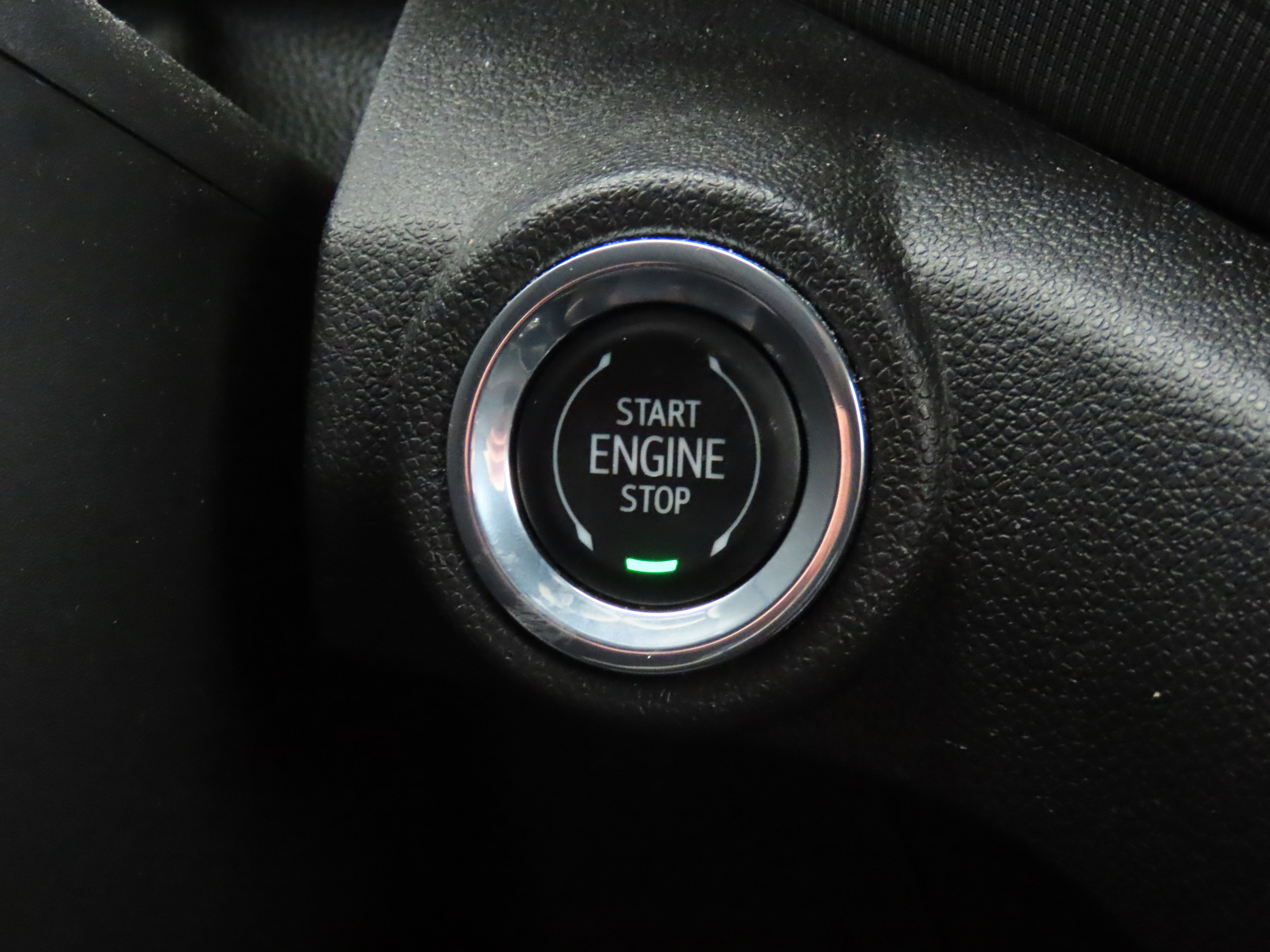 Used 2023 Chevrolet TrailBlazer RS w/ Sun and Liftgate Package AWD/4WD image 28