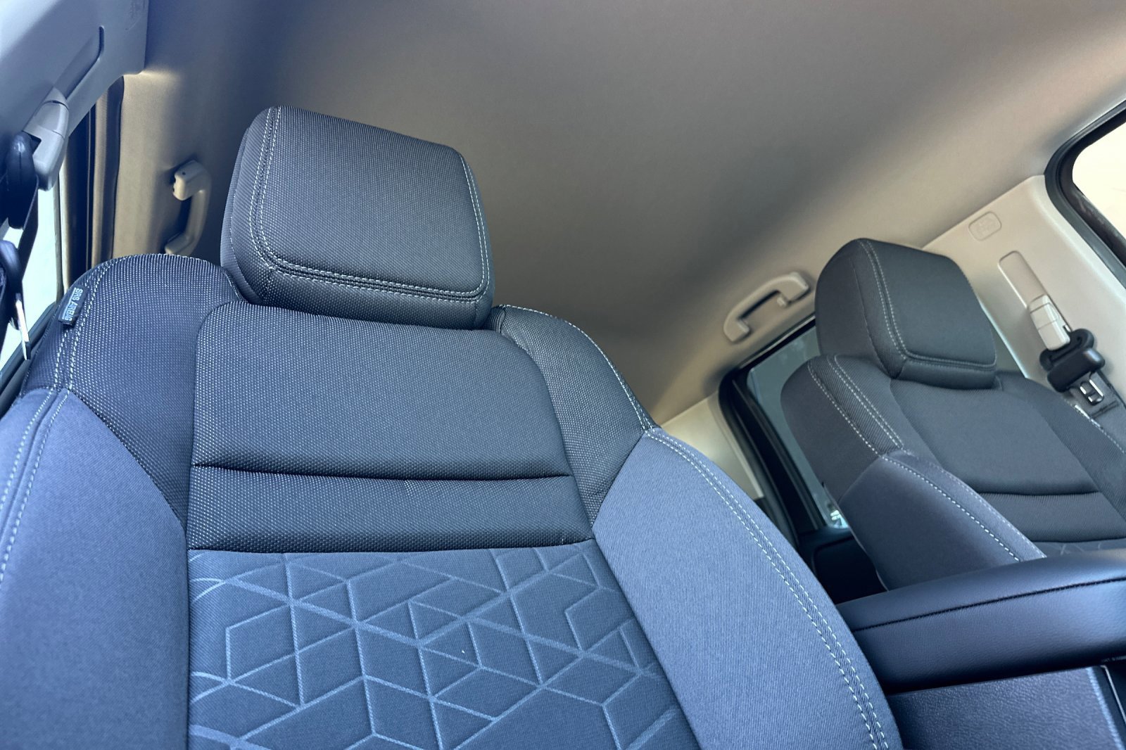 New 2026 Nissan Frontier SV w/ Tow Package RWD image 18