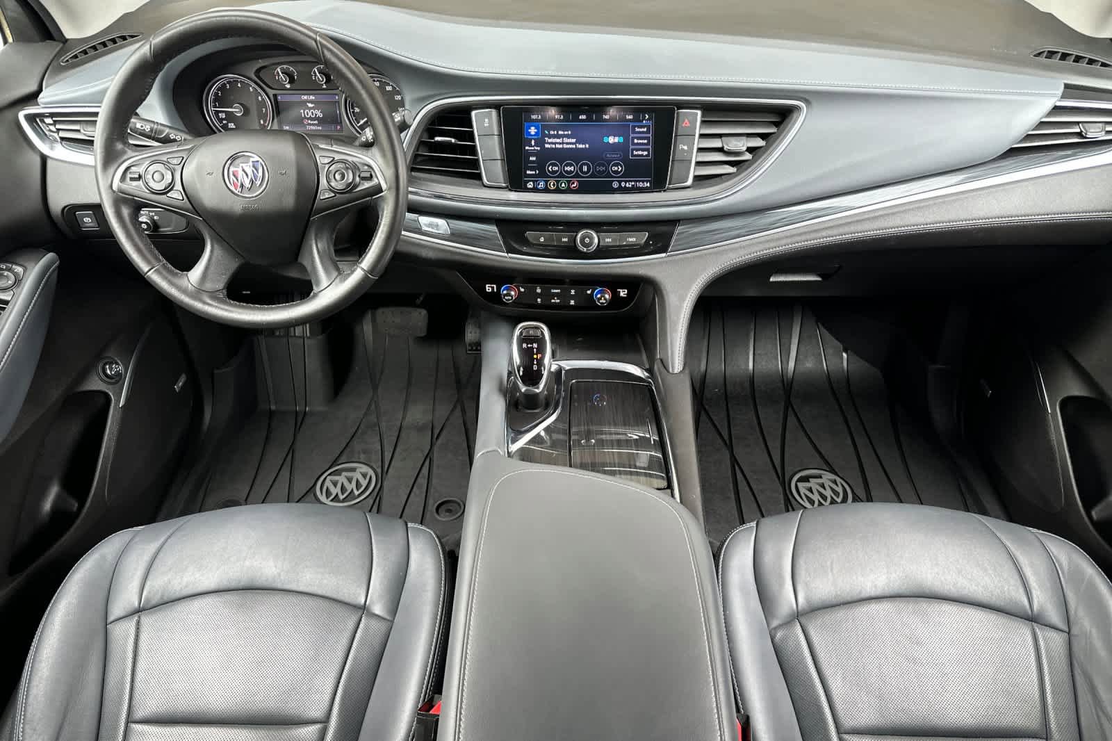 Used 2021 Buick Enclave Essence w/ Sound and Sites Package FWD image 3