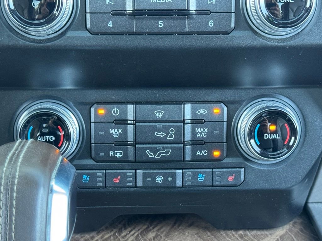 Used 2019 Ford F150 Limited image 22