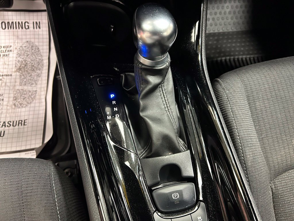Used 2019 Toyota C-HR XLE FWD image 15