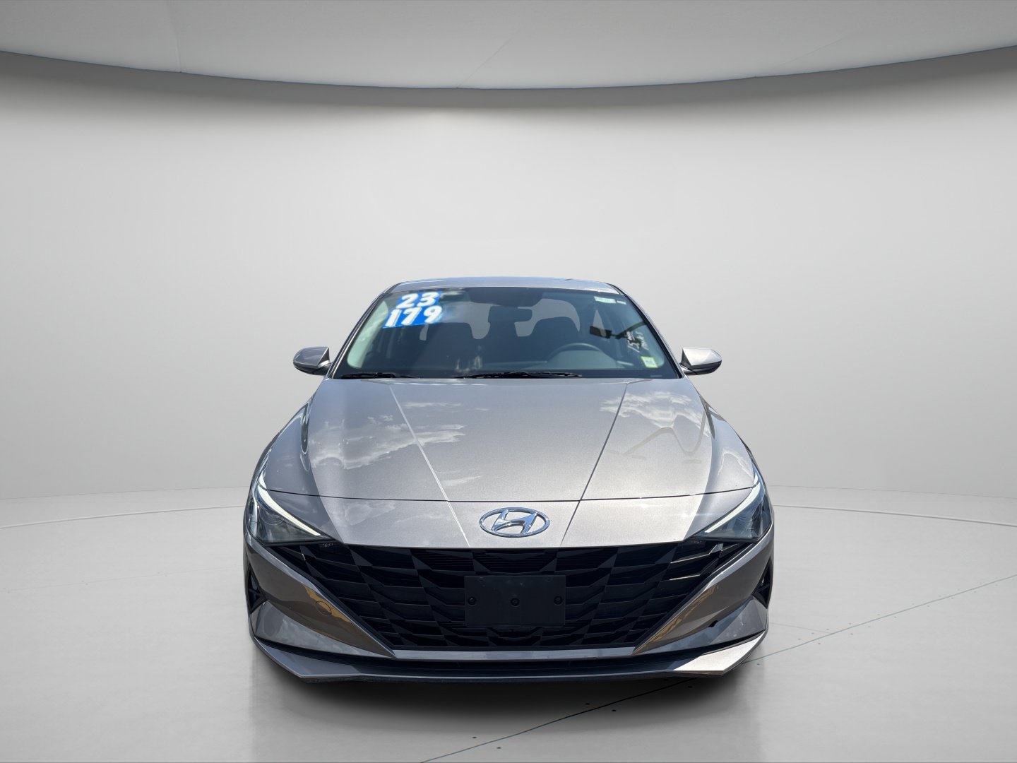 Used 2023 Hyundai Elantra SEL w/ Cargo Package FWD image 6