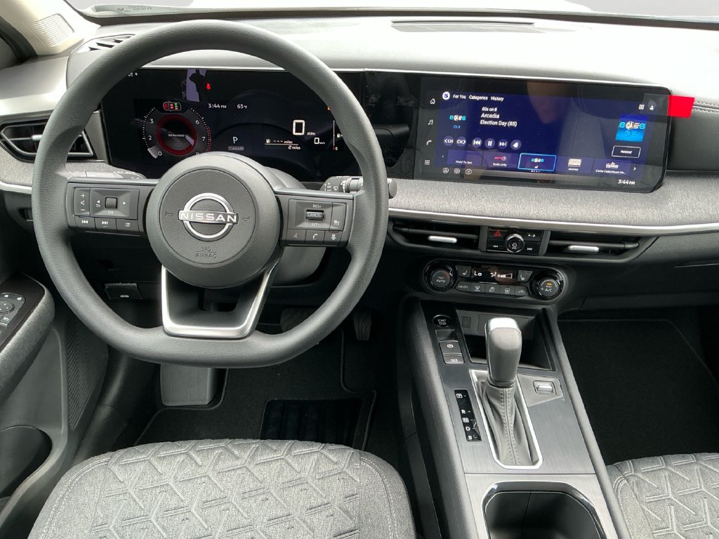 New 2027 Nissan Kicks SV w/ SV Premium Package AWD/4WD image 16
