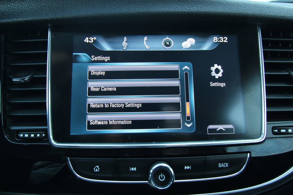 Used 2018 Buick Encore Preferred image 31