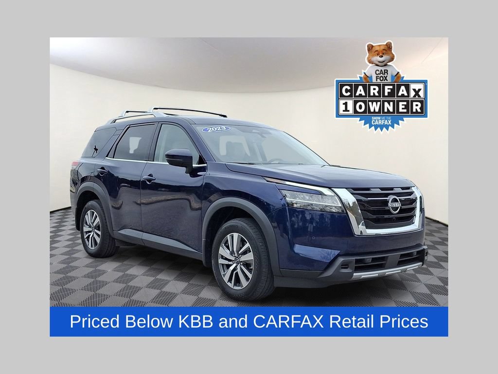 Used 2023 Nissan Pathfinder SL AWD/4WD image 1