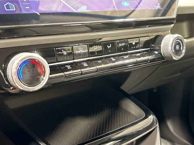 New 2027 Chevrolet Bolt LT w/ Comfort Package FWD image 19