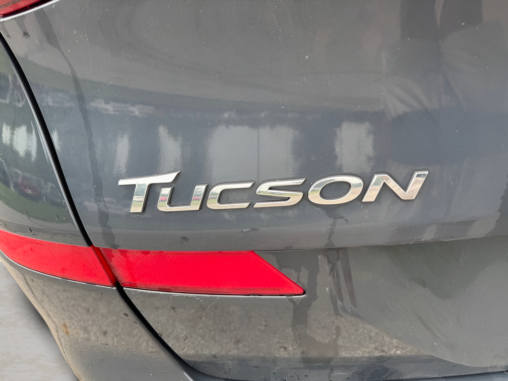 Used 2020 Hyundai Tucson SE AWD/4WD image 32