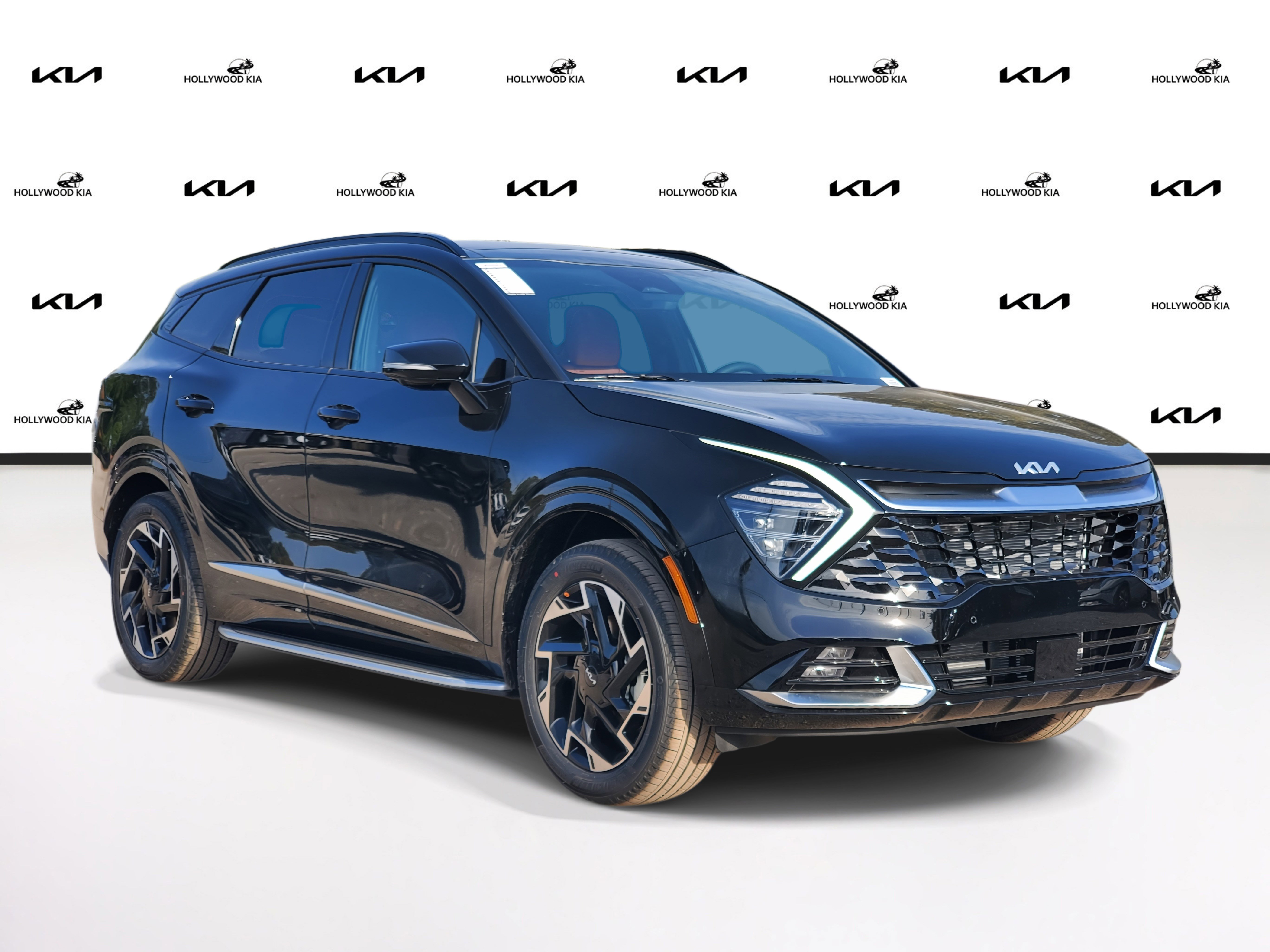 New 2025 Kia Sportage SX