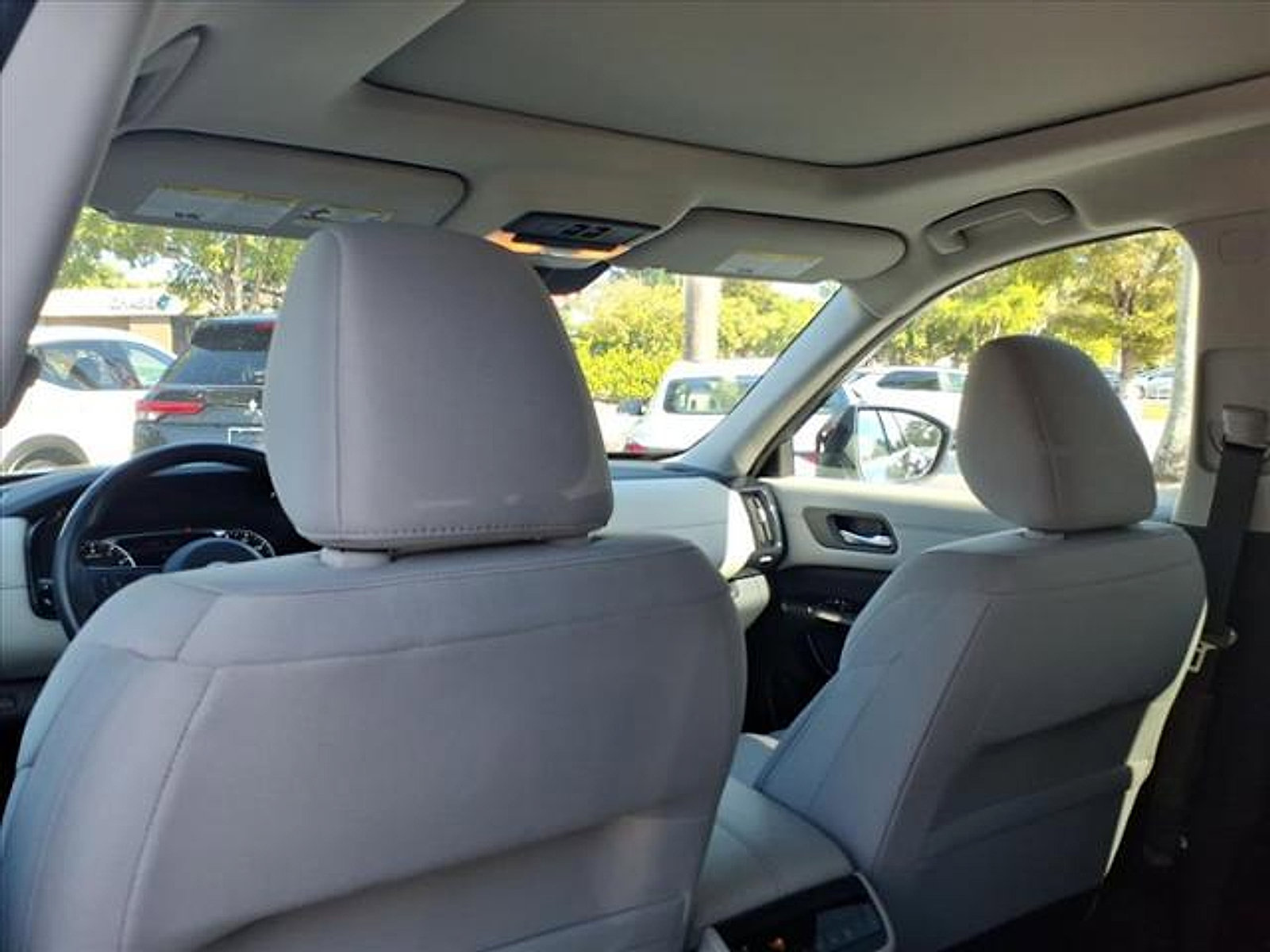 Certified 2022 Nissan Pathfinder SV w/ SV Premium Package image 19