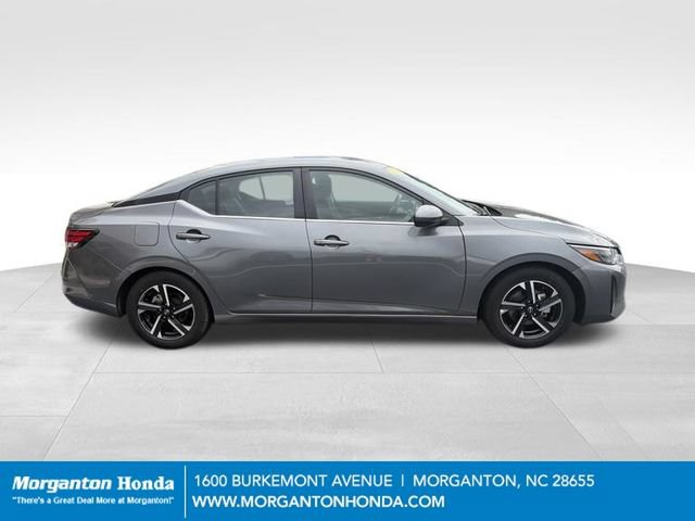 Used 2024 Nissan Sentra SV FWD image 9