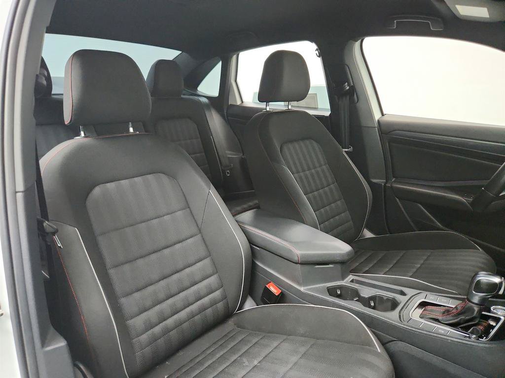 Used 2020 Volkswagen Jetta GLI FWD image 25