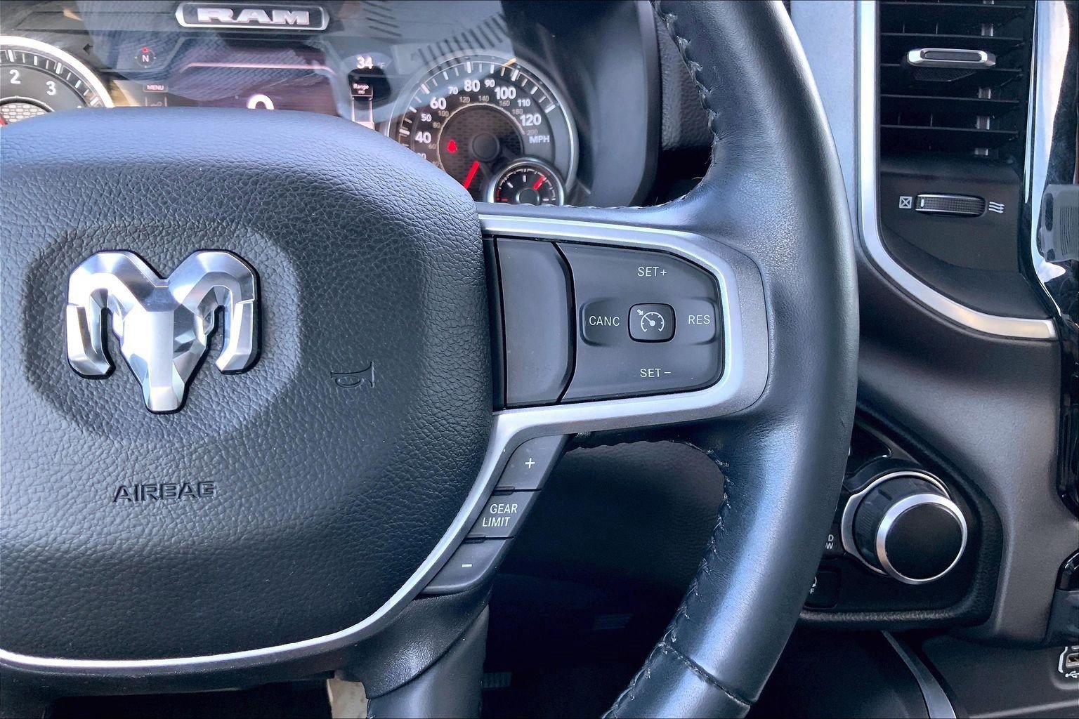 Certified 2022 RAM 1500 Big Horn w/ Trailer Tow Group image 23