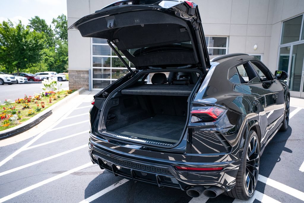 Used 2021 Lamborghini Urus AWD/4WD image 56