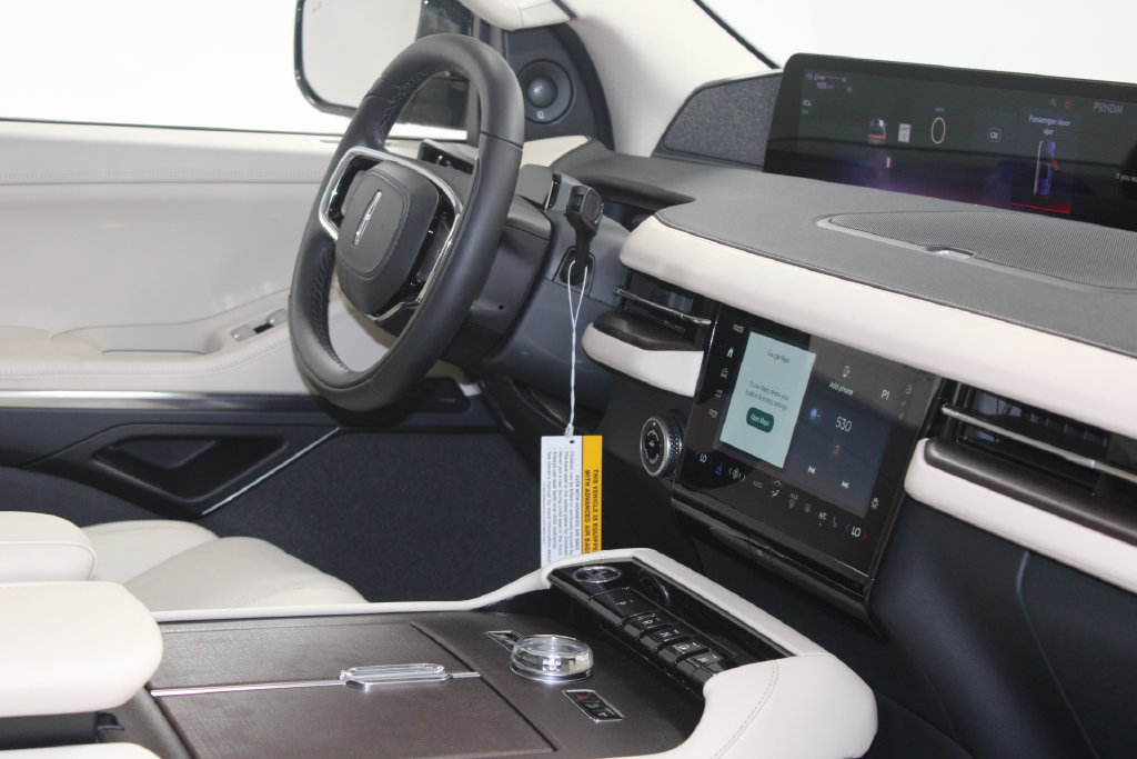 New 2027 Lincoln Navigator Reserve AWD/4WD image 31