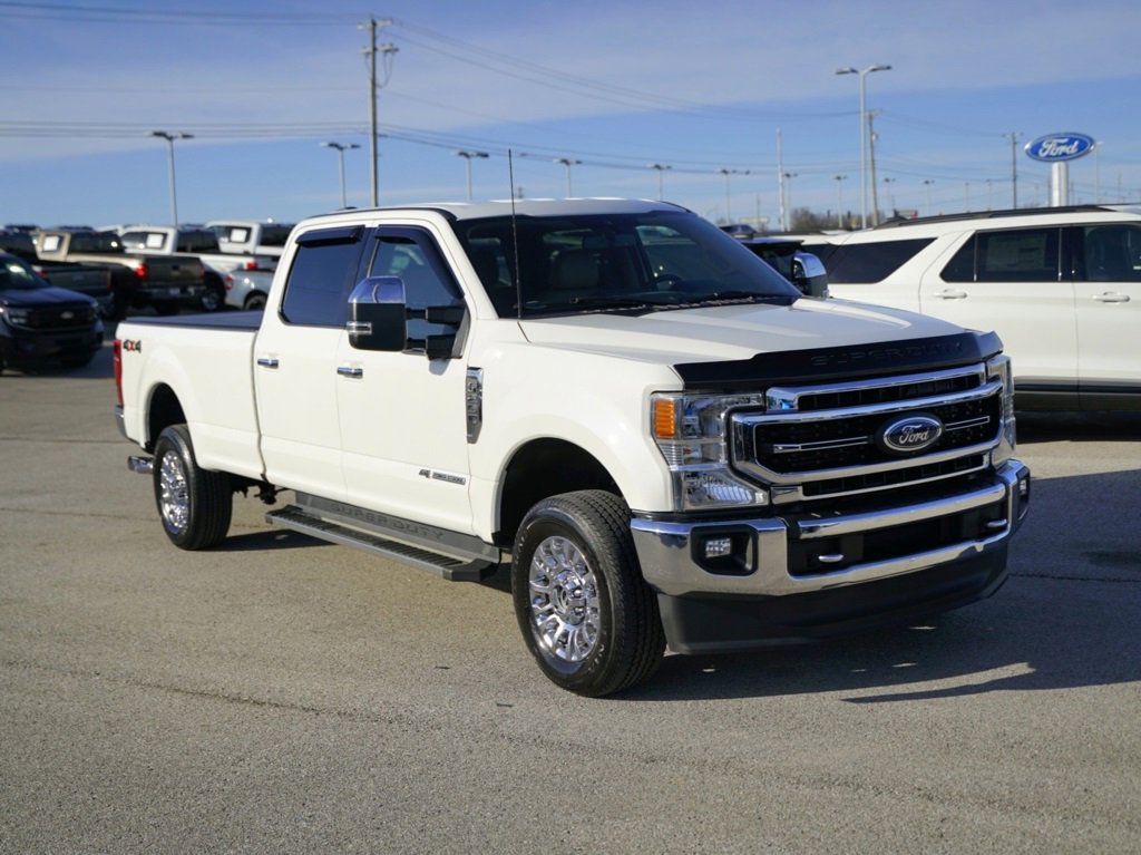 Used 2022 Ford F250 Lariat w/ Chrome Package image 3