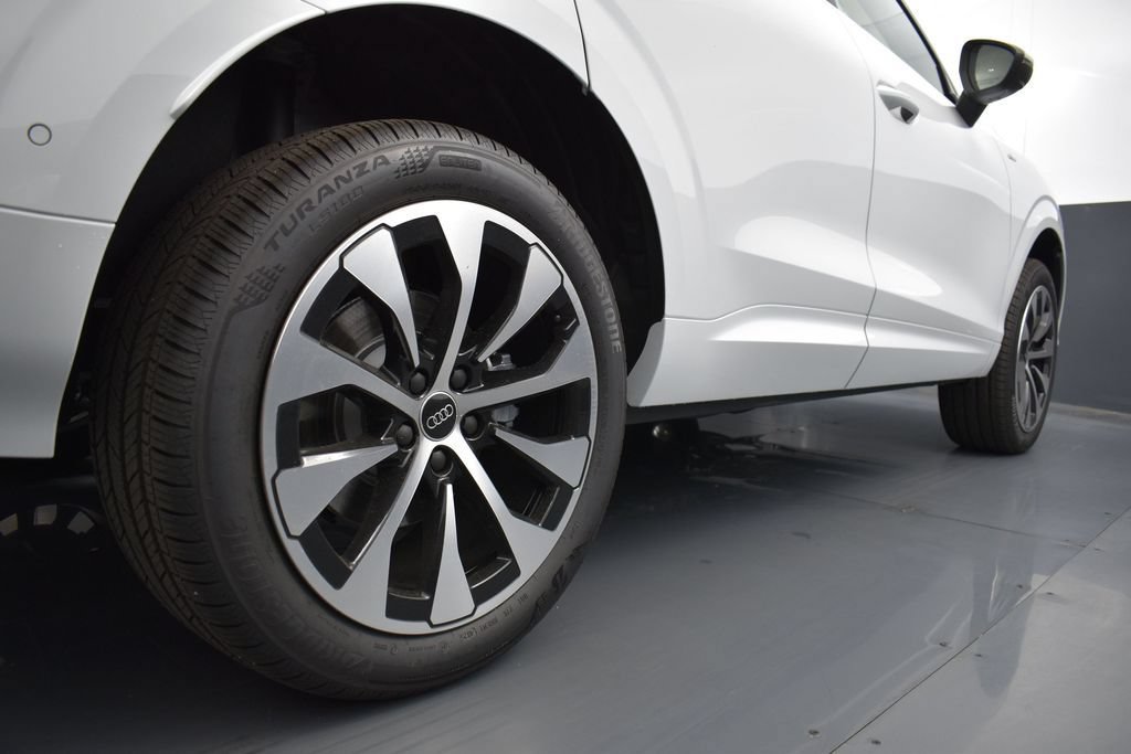 New 2026 Audi Q3 quattro 2.0T AWD/4WD image 22