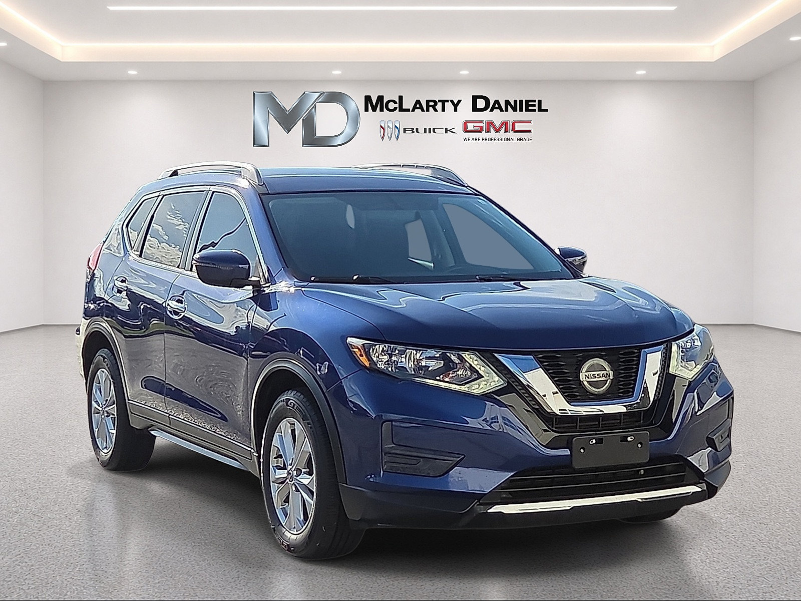 Used 2018 Nissan Rogue S w/ S Value Package