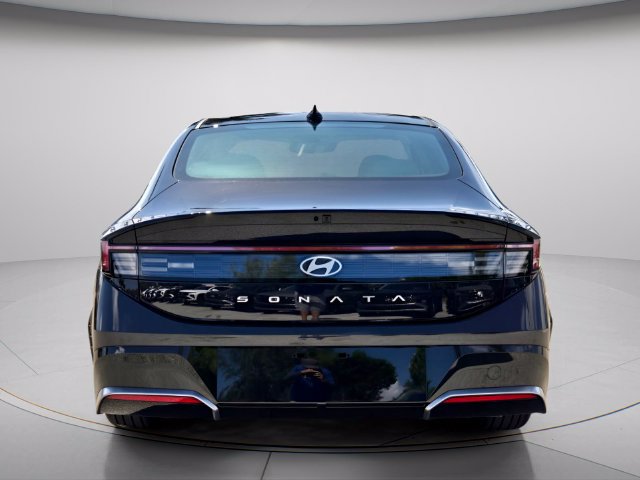 New 2026 Hyundai Sonata SEL FWD image 4
