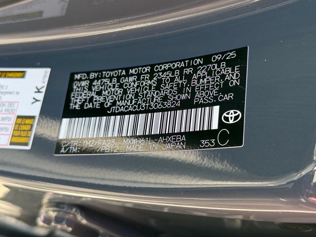 Used 2026 Toyota Prius Plug-In Hybrid FWD image 30