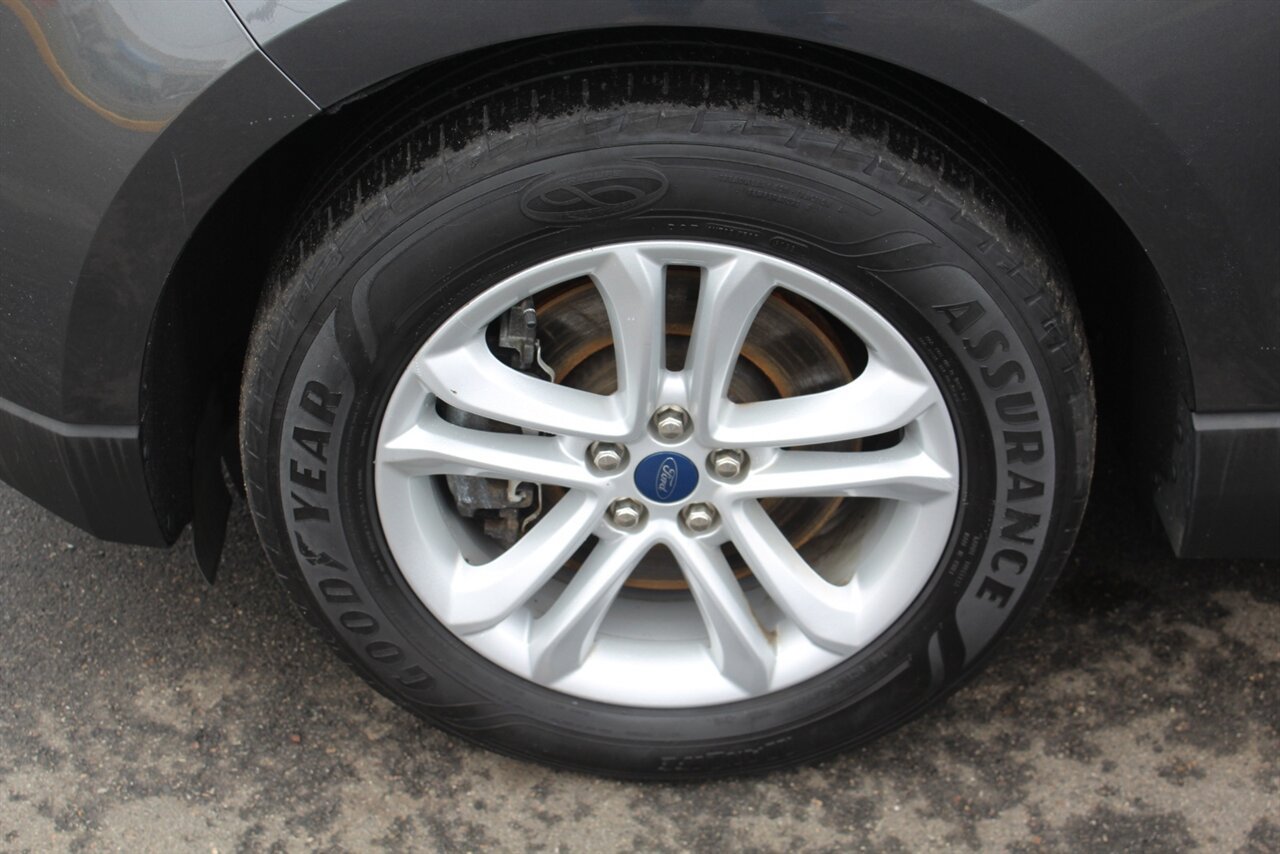 Used 2020 Ford Edge SEL w/ Convenience Package AWD/4WD image 26