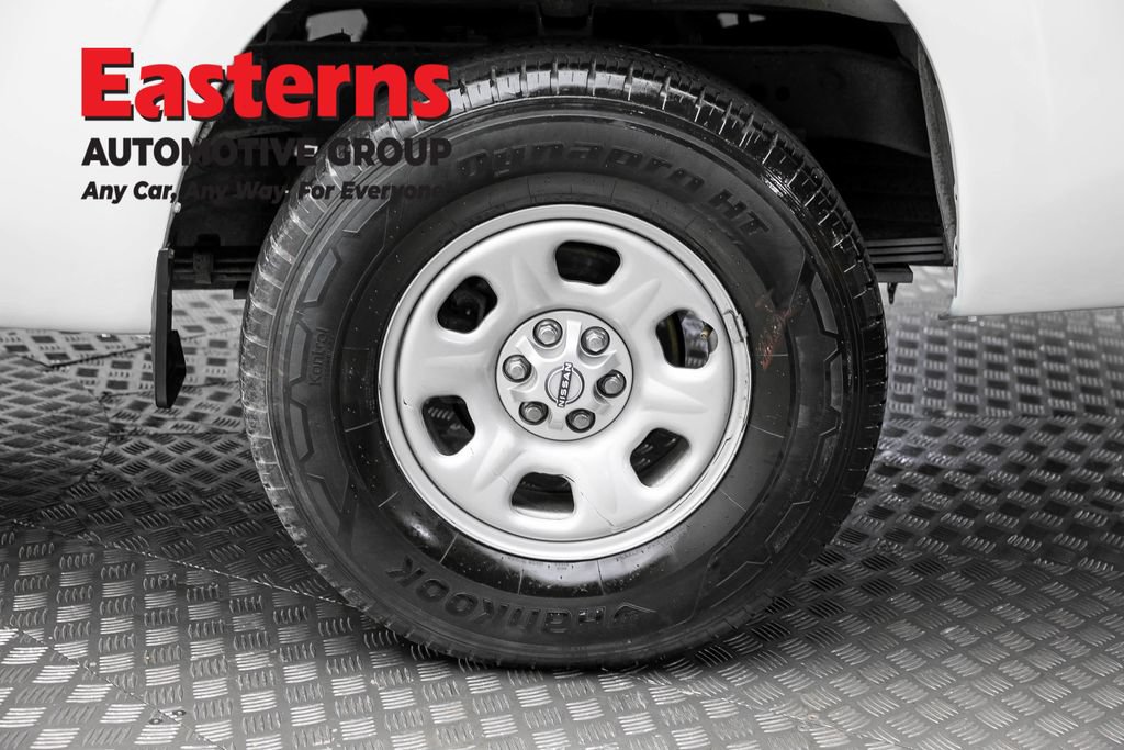 Used 2022 Nissan Frontier S RWD image 8