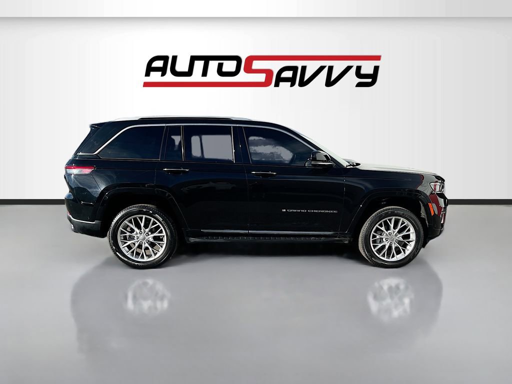 Used 2023 Jeep Grand Cherokee Summit image 8