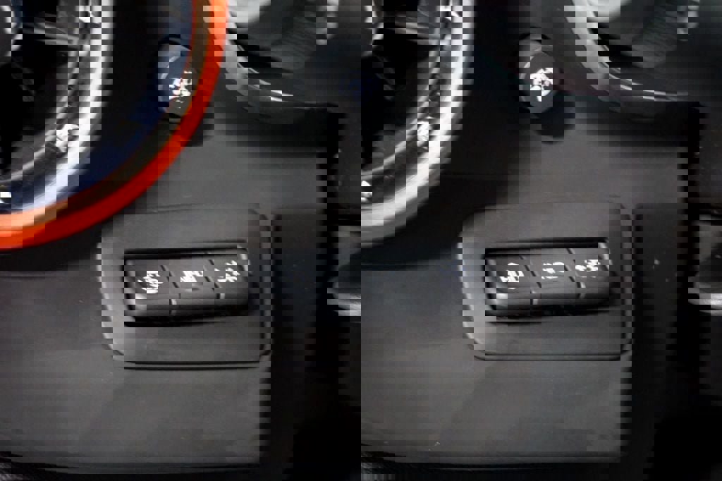 Used 2021 Chevrolet Camaro ZL1 image 71