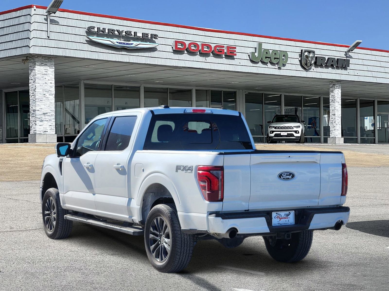 Used 2024 Ford F150 Lariat w/ Bed Utility Package image 4