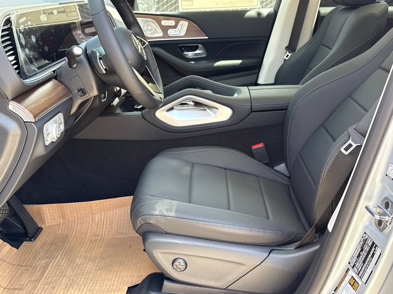 New 2026 Mercedes-Benz GLE 450e 4MATIC image 19