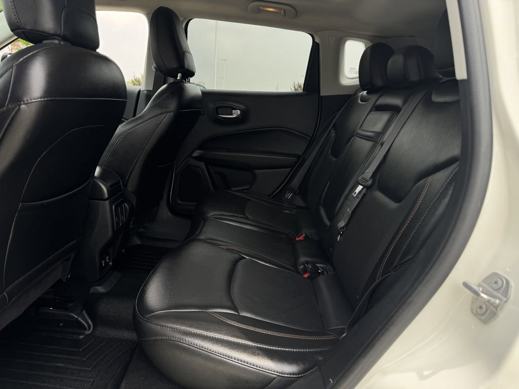 Used 2018 Jeep Compass Limited AWD/4WD image 28