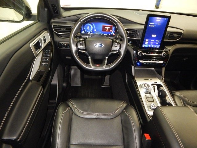Used 2023 Ford Explorer ST w/ Equipment Group 401A image 11